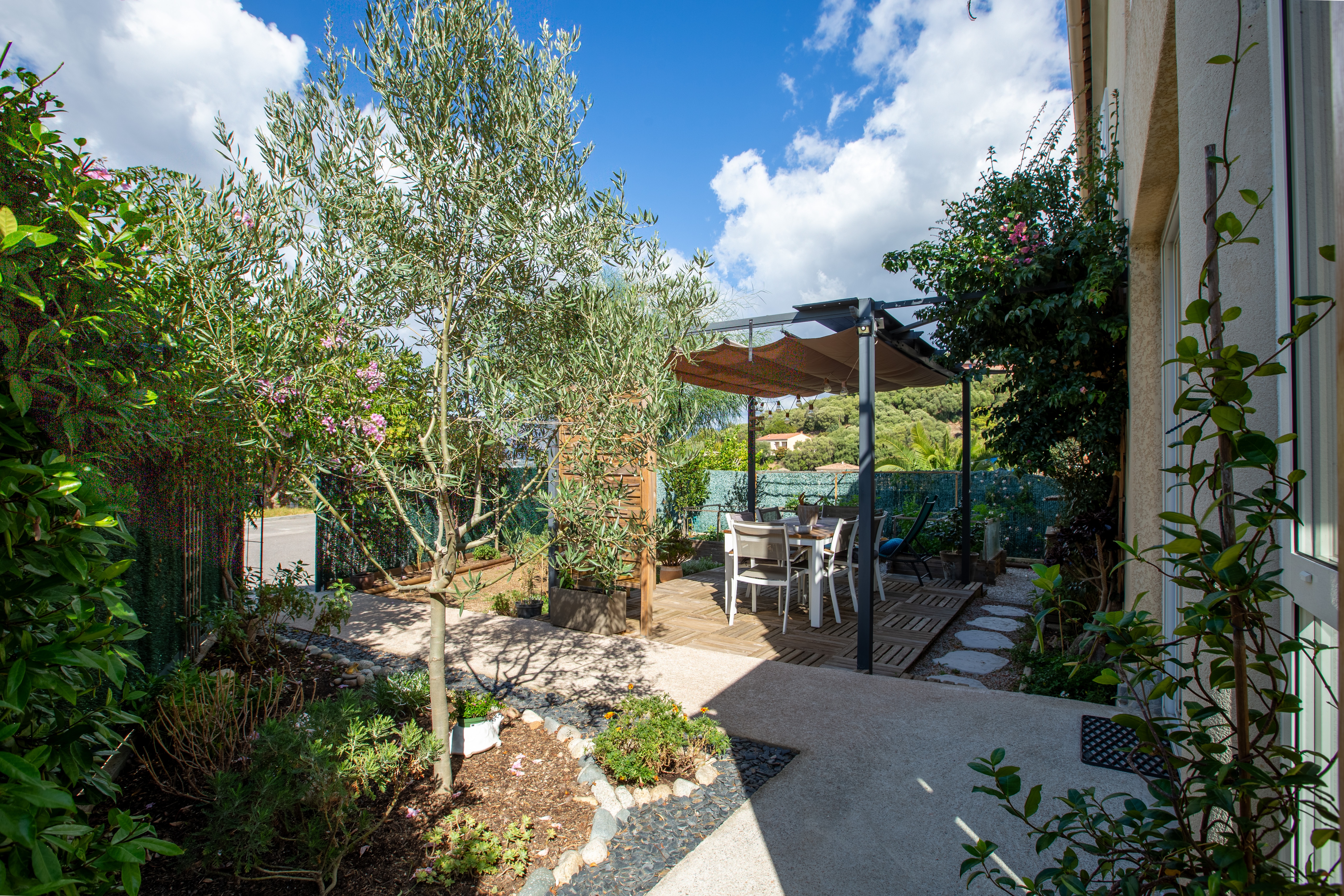Appartement 3 pièces 65 m² · à Bastelicaccia · 65 m² · 369 000 €