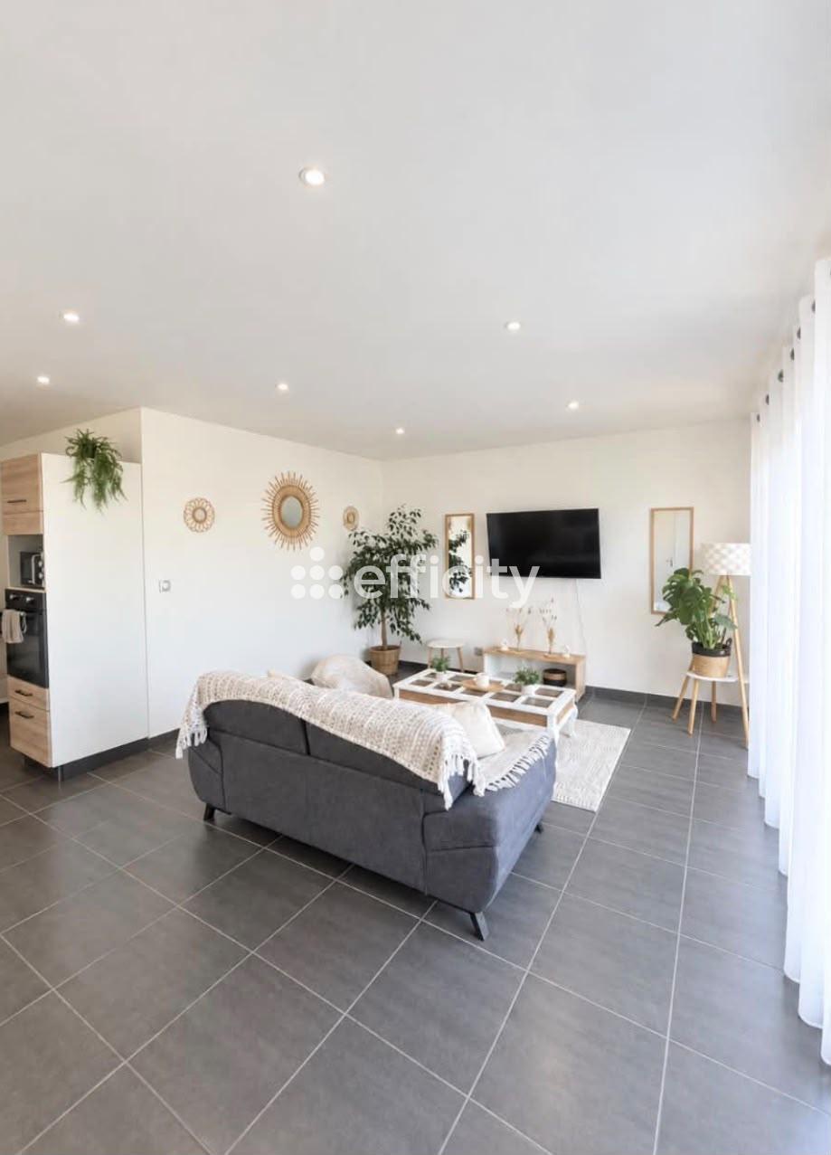 Maison 6 pièces 150 m² · à Plassay · 150 m² · 353 800 €