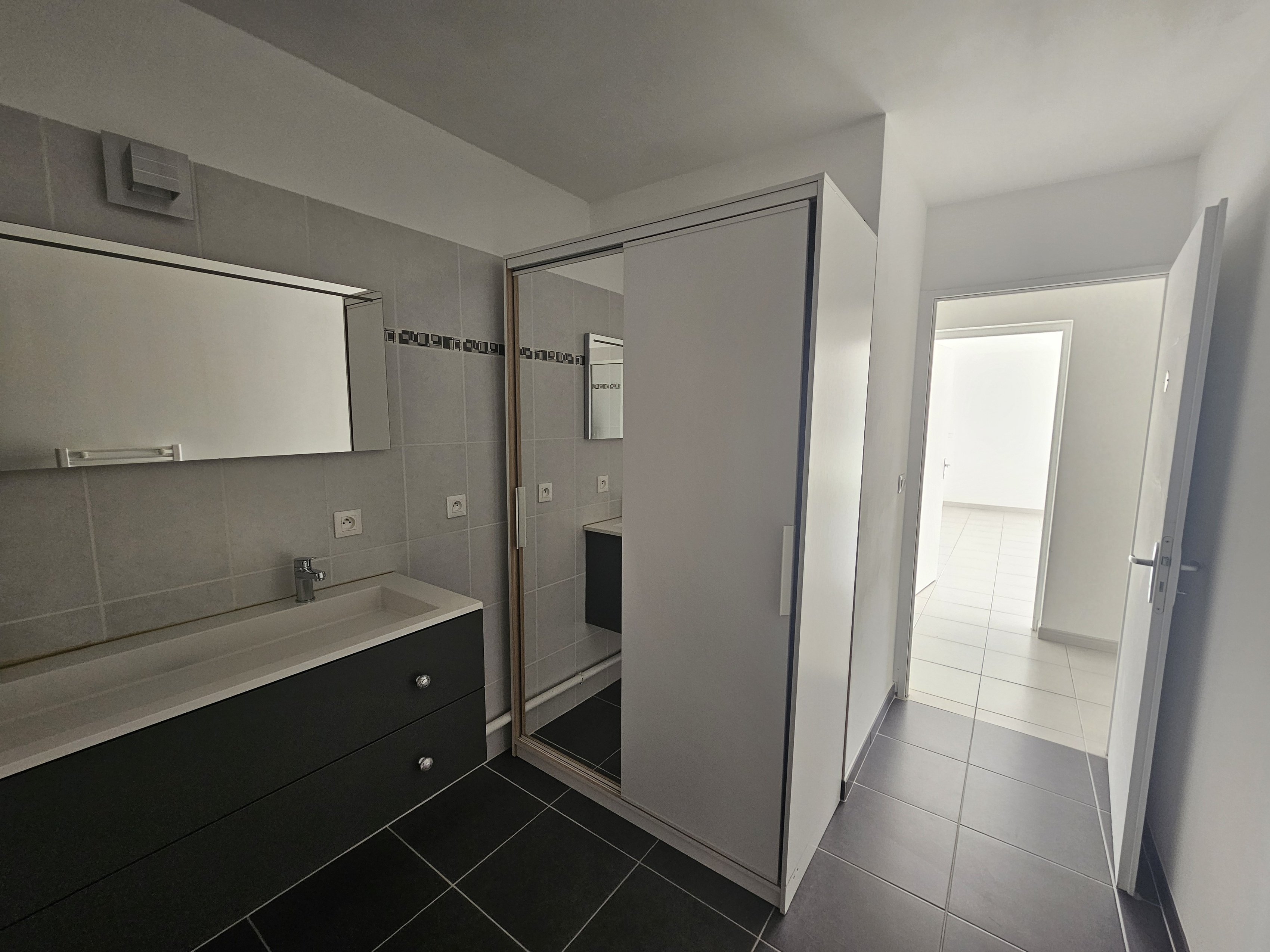 Achat immobilier Appartement 4 pièces  92m2 à Nîmes (30000) - Photo n°6