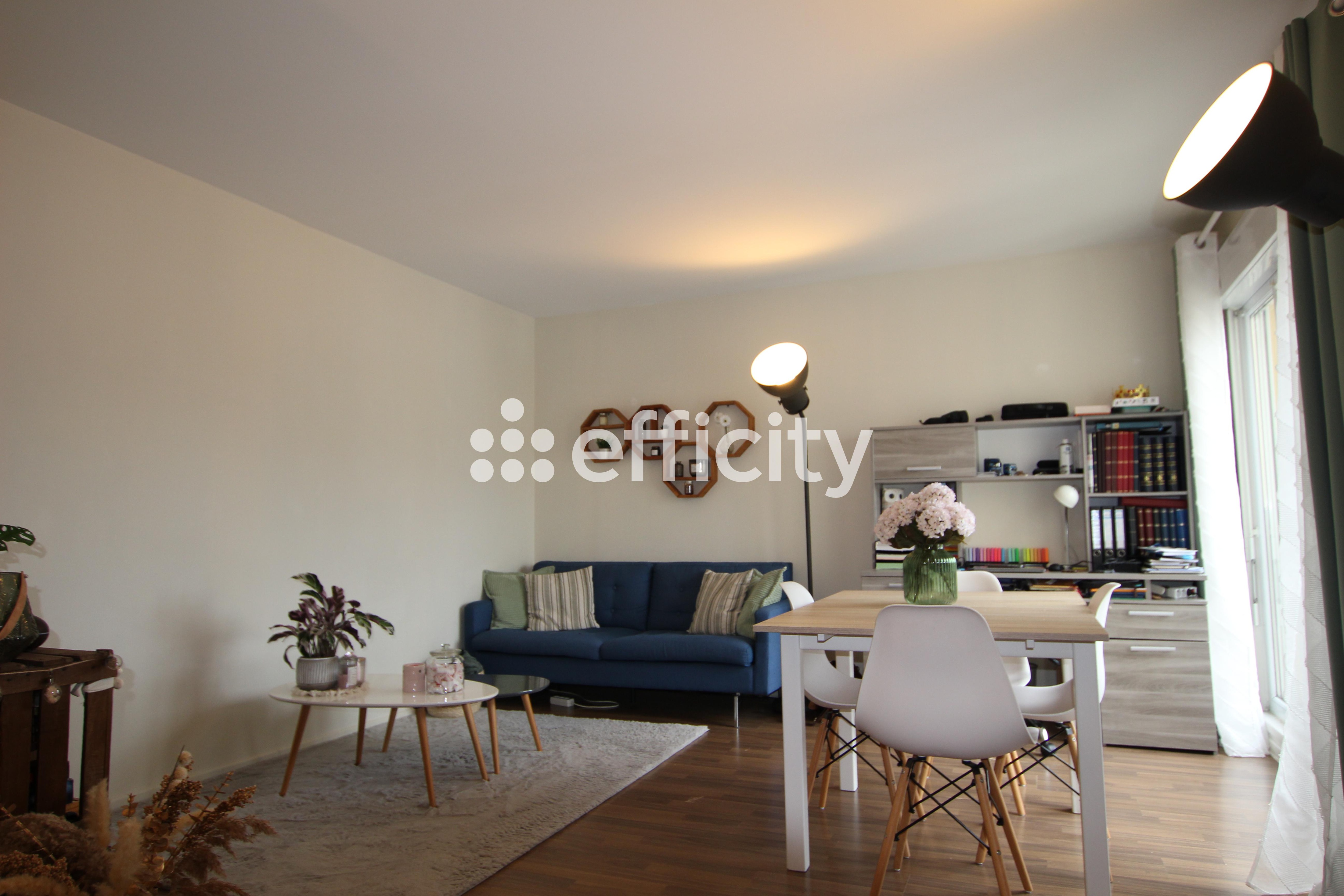 Achat immobilier Appartement 2 pièces  47m2 à Reims (51100) - Photo n°1